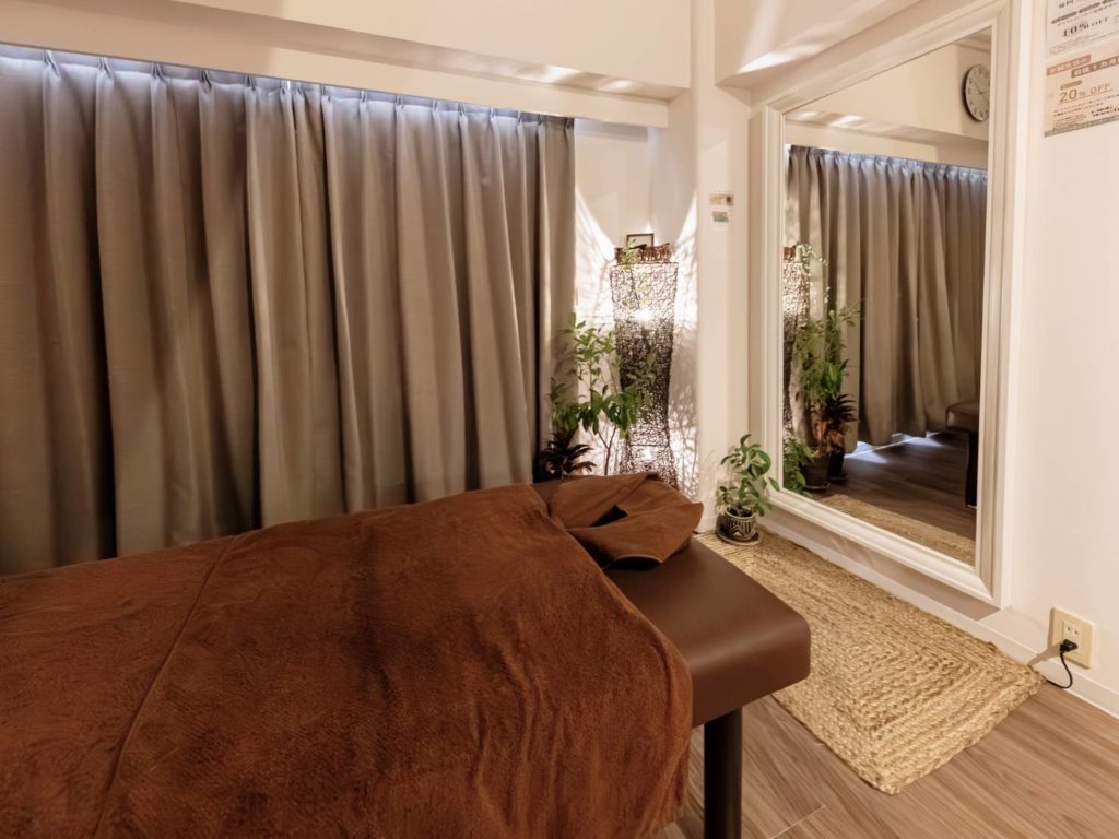 大阪市福島区のマッサージサロン モンデマス★ルームの施術空間